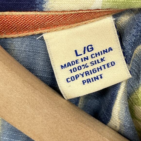 TOMMY BAHAMA Shirt Men L Silk Camp Hawaiian Cocktails Guitar Bartender Camp - Picture 13 of 16